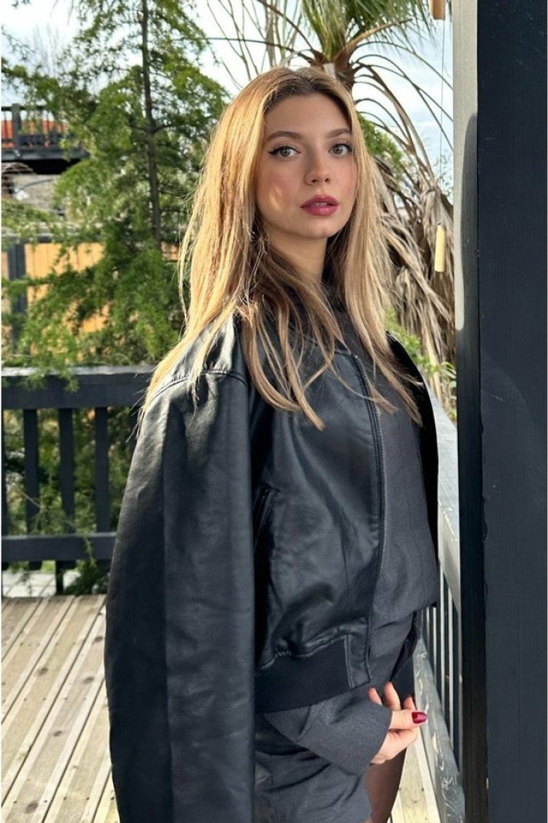Eliz Türker photo