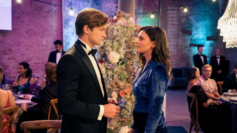 Maxton Hall - The World Between Us S02E03 — Emotional Rollercoaster episode still