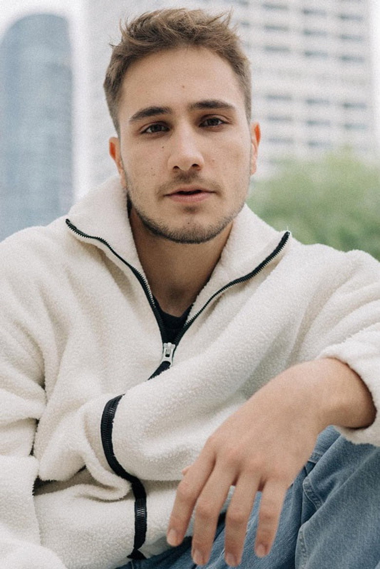 Eren Dinç portrait