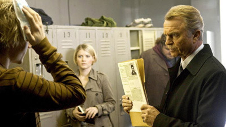 Still from Alcatraz - Season 1 Episode 1