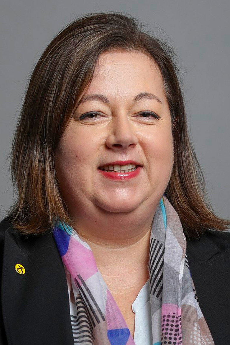 Kirsten Oswald portrait