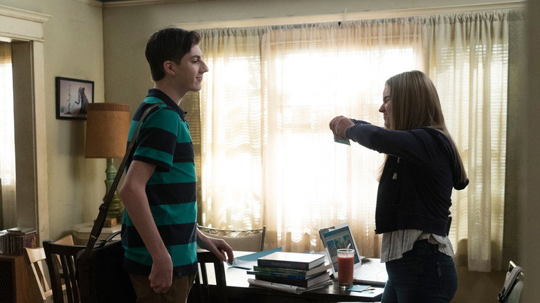 Still from Speechless - ซีซัน 3 ตอน 7