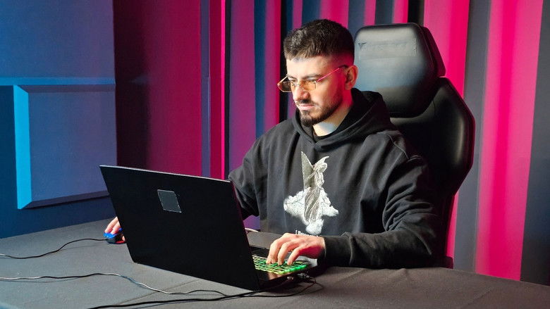 Zaw%C3%B3d%3A+Streamer