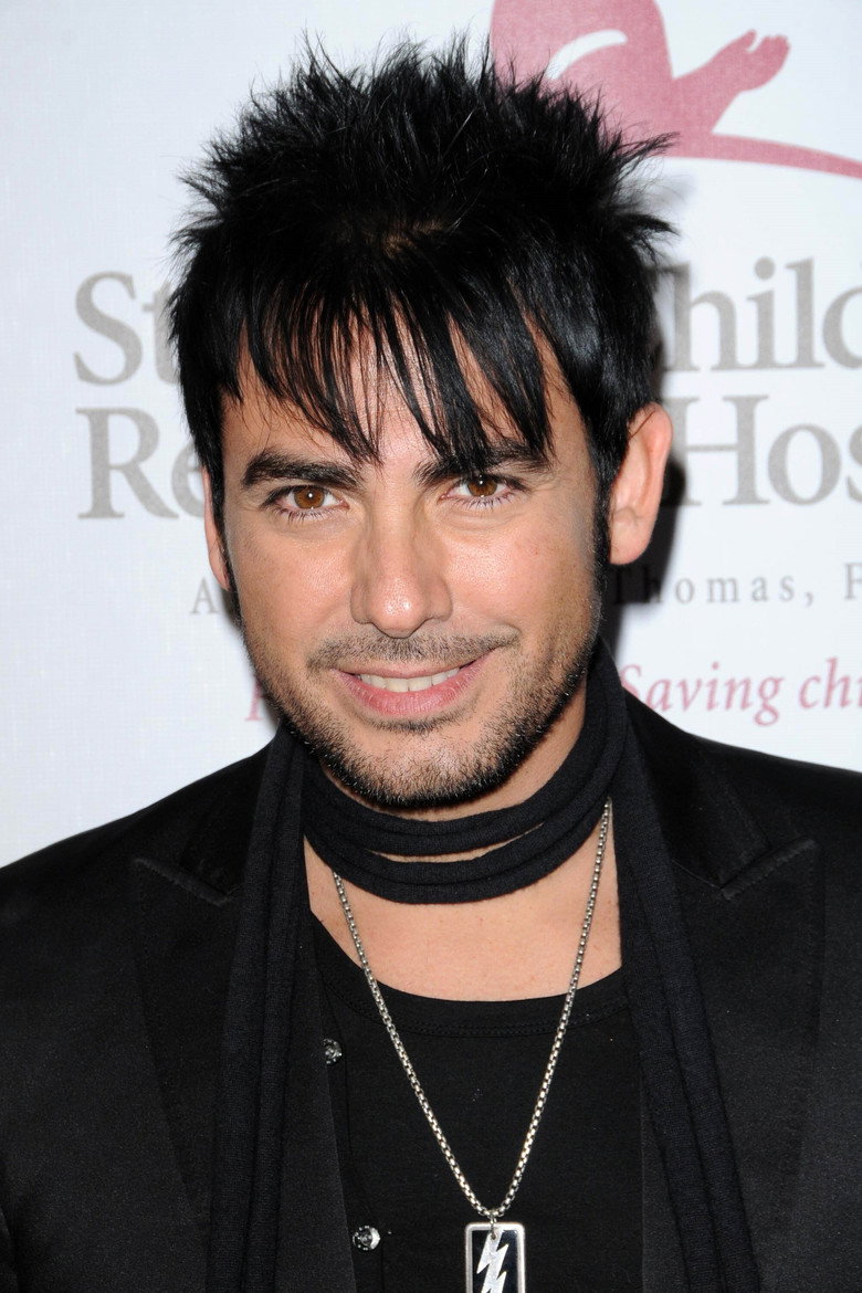Beto Cuevas photo 2
