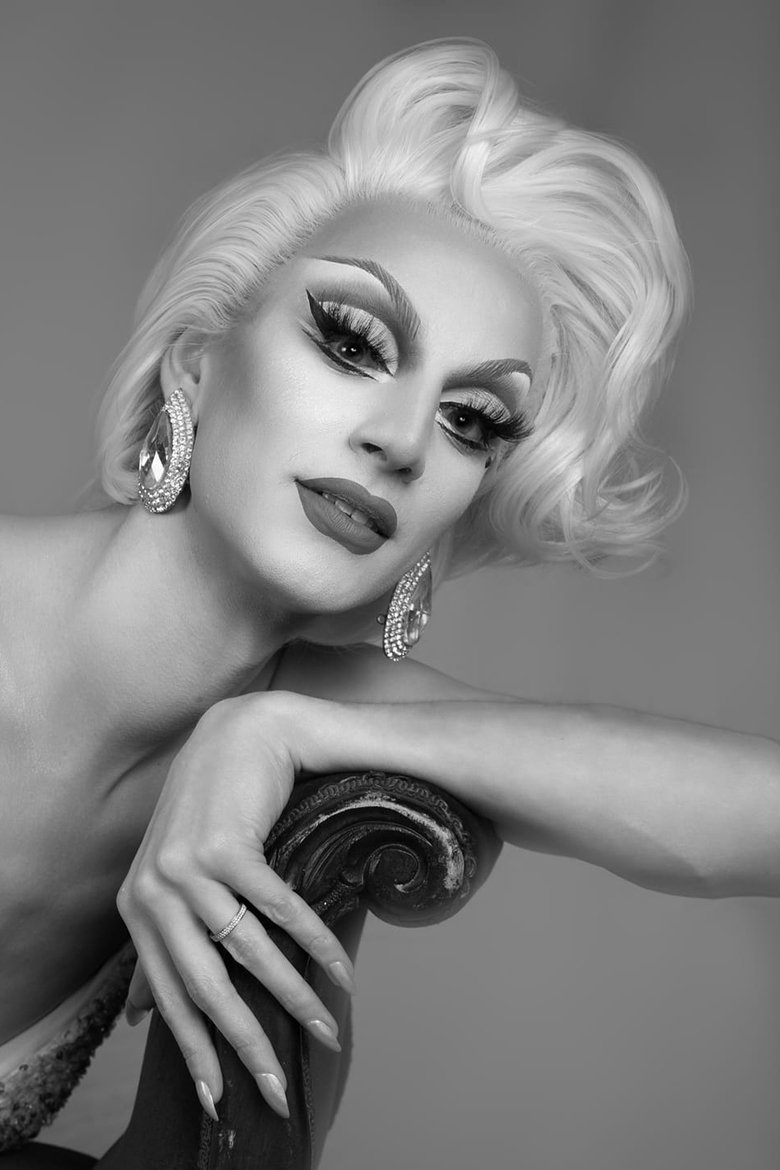 Ảnh Isis Avis Loren