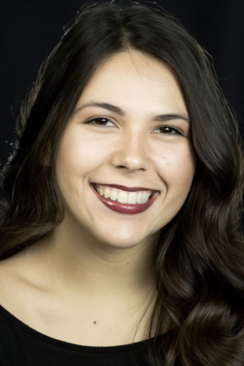 Gigi Perez portrait image