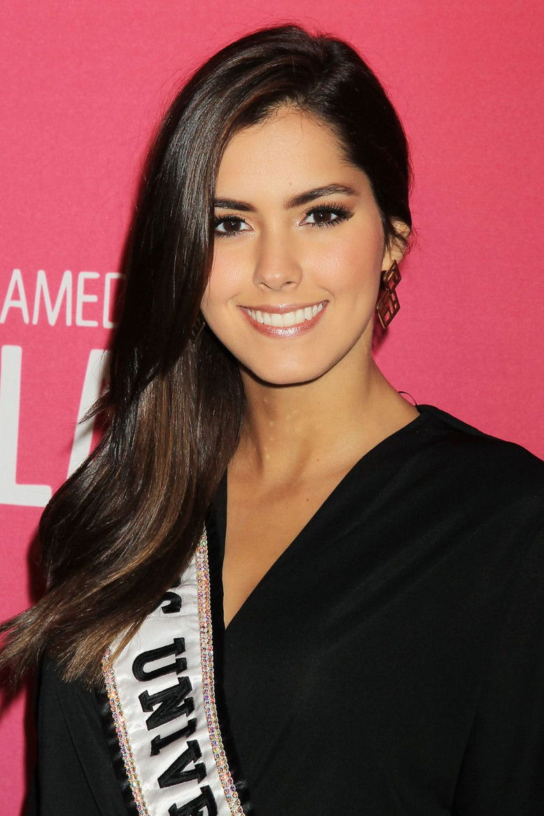 Paulina Vega portrait image