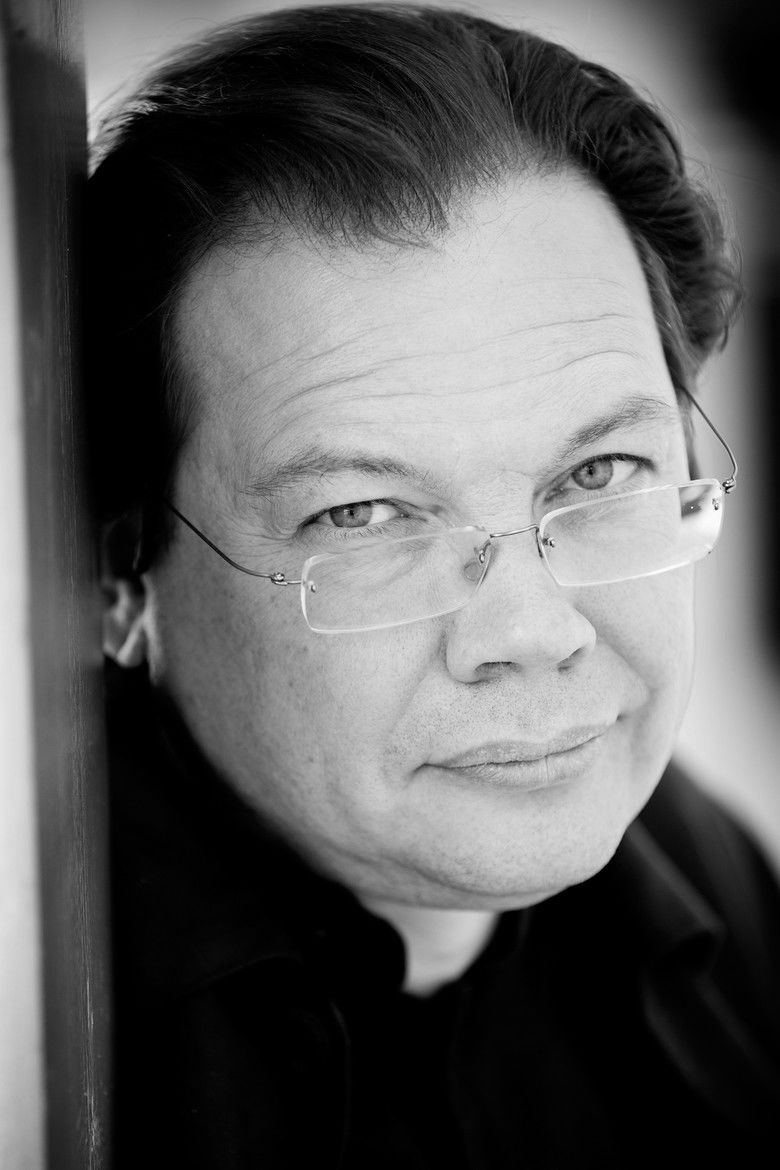 Alexander Vedernikov portrait image