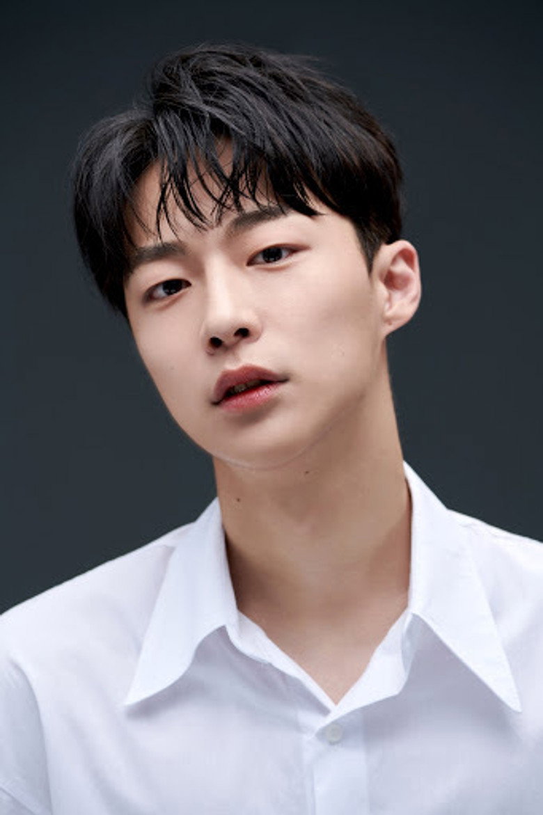 Bae In-hyuk photo