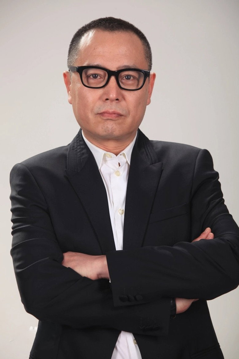 Liu Bin portrait