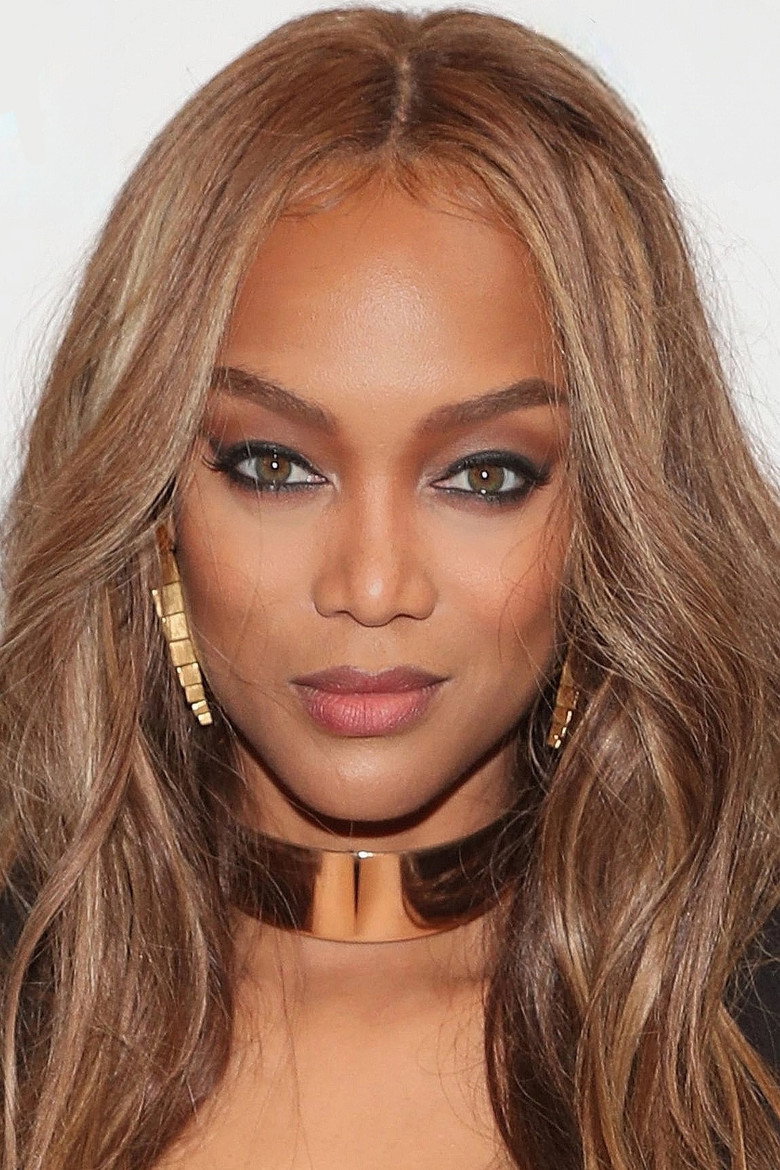 Tyra Banks photo