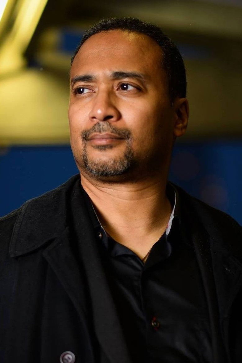 Steven Van Patten portrait image