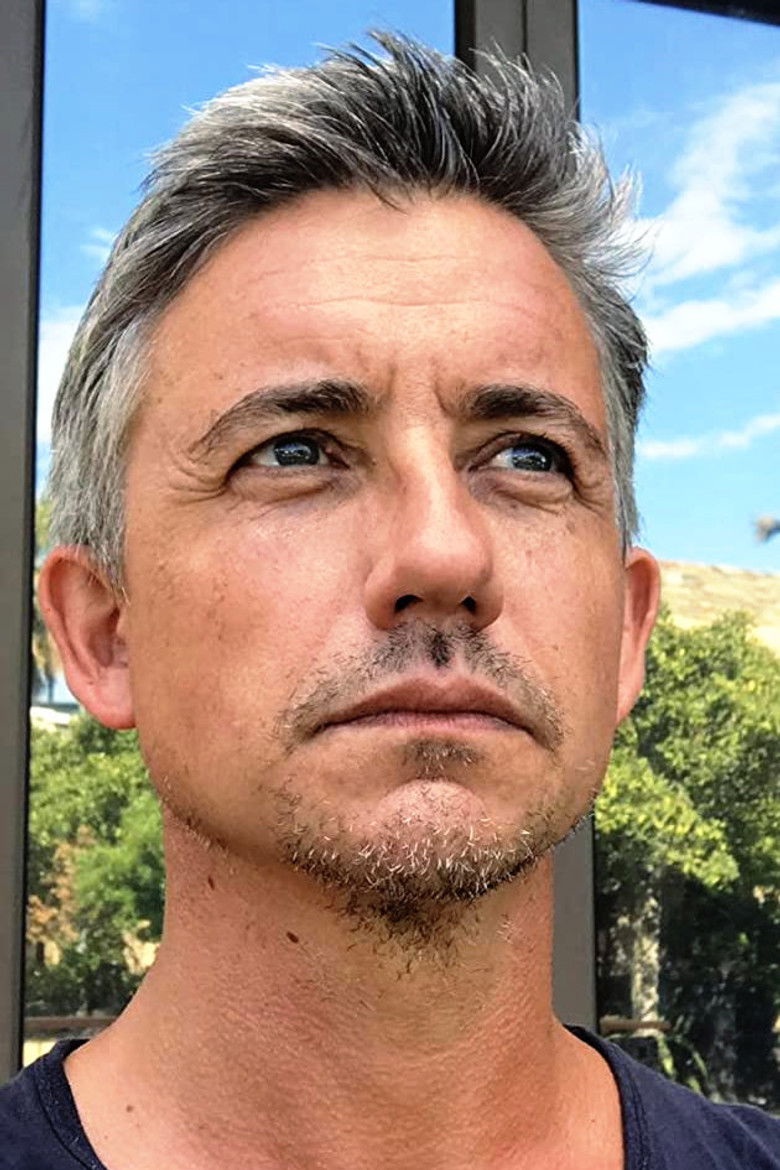 Julian Nix portrait image