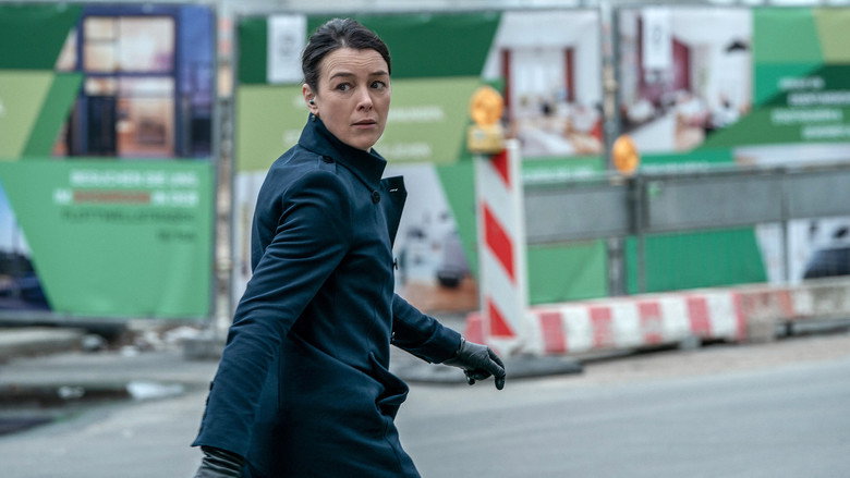Still from Counterpart - Season 2 Episode 2
