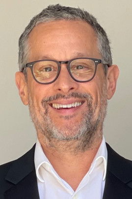 James Thomas portrait image