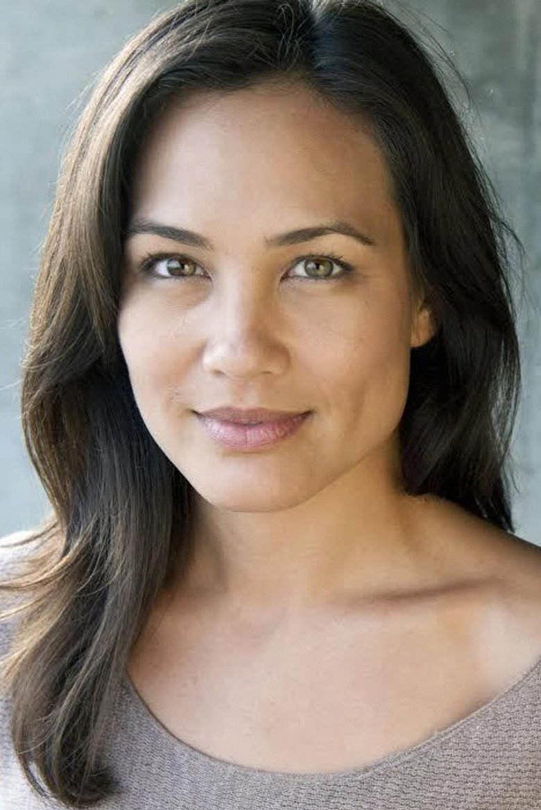 Nadine Nicole photo 3