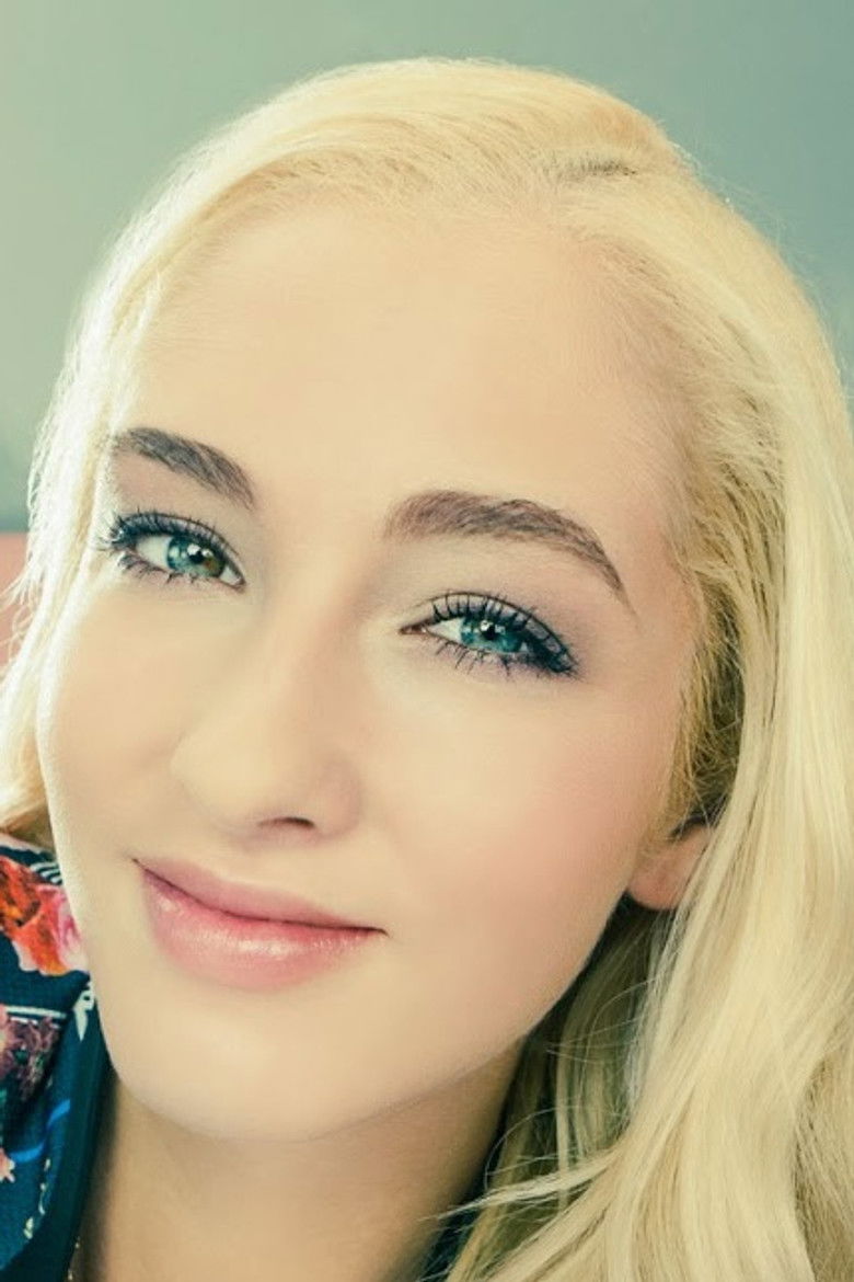 Chiara Hölzl portrait image