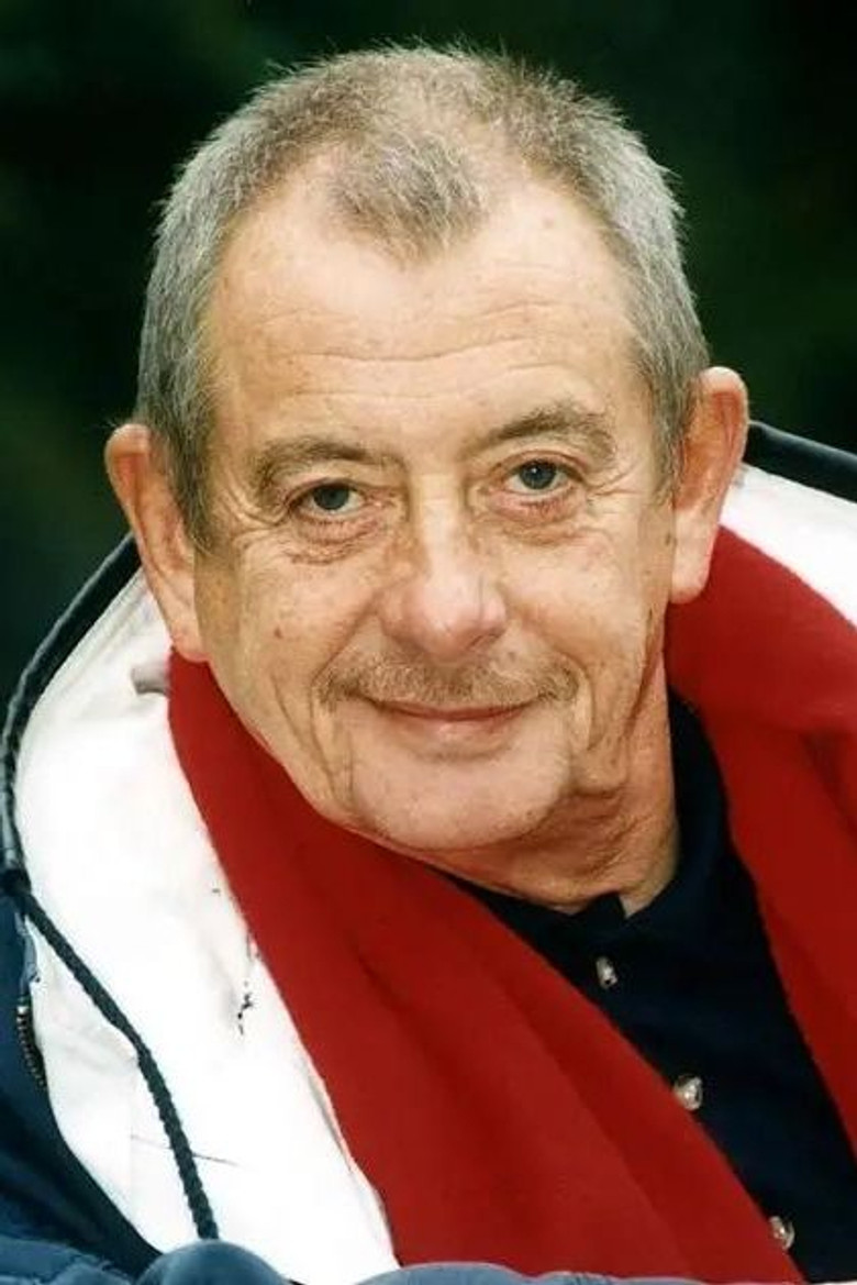 Derek Fowlds photo 1
