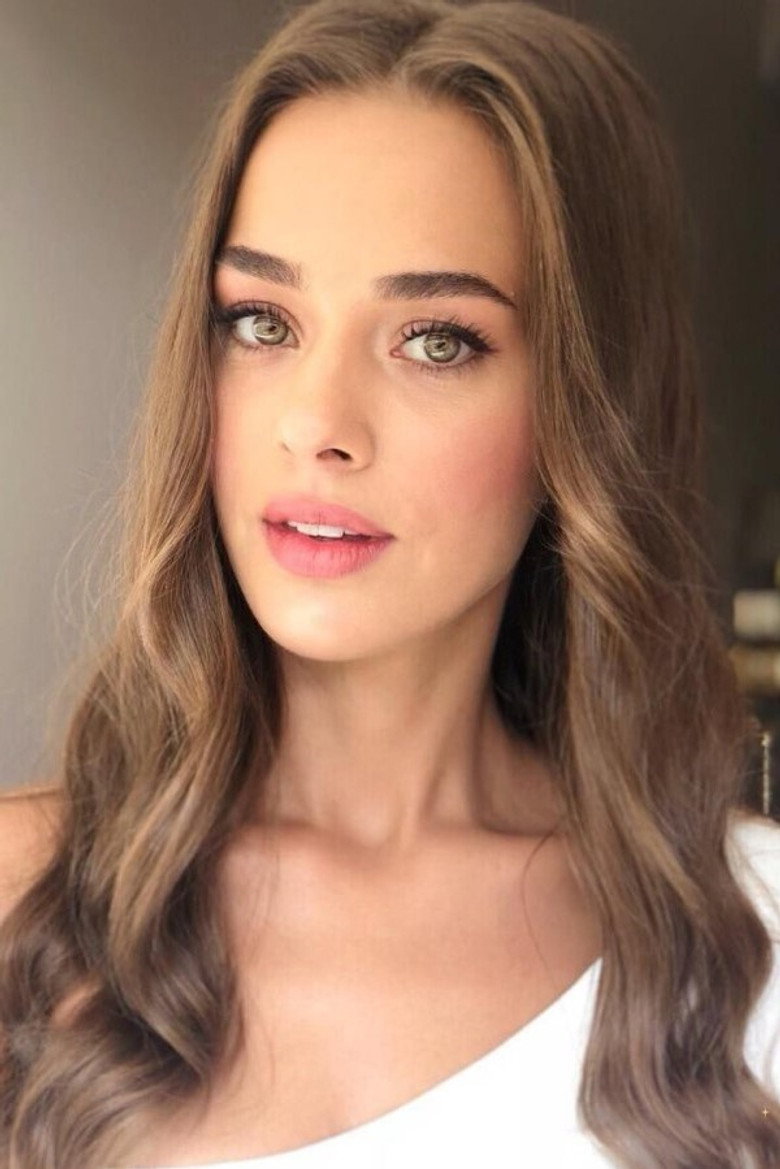 Bensu Soral photo 10