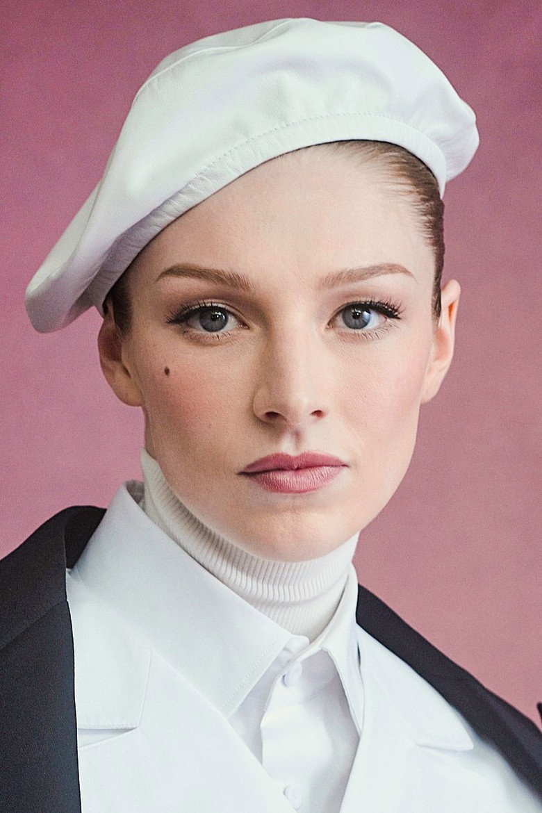 Hunter Schafer photo 12