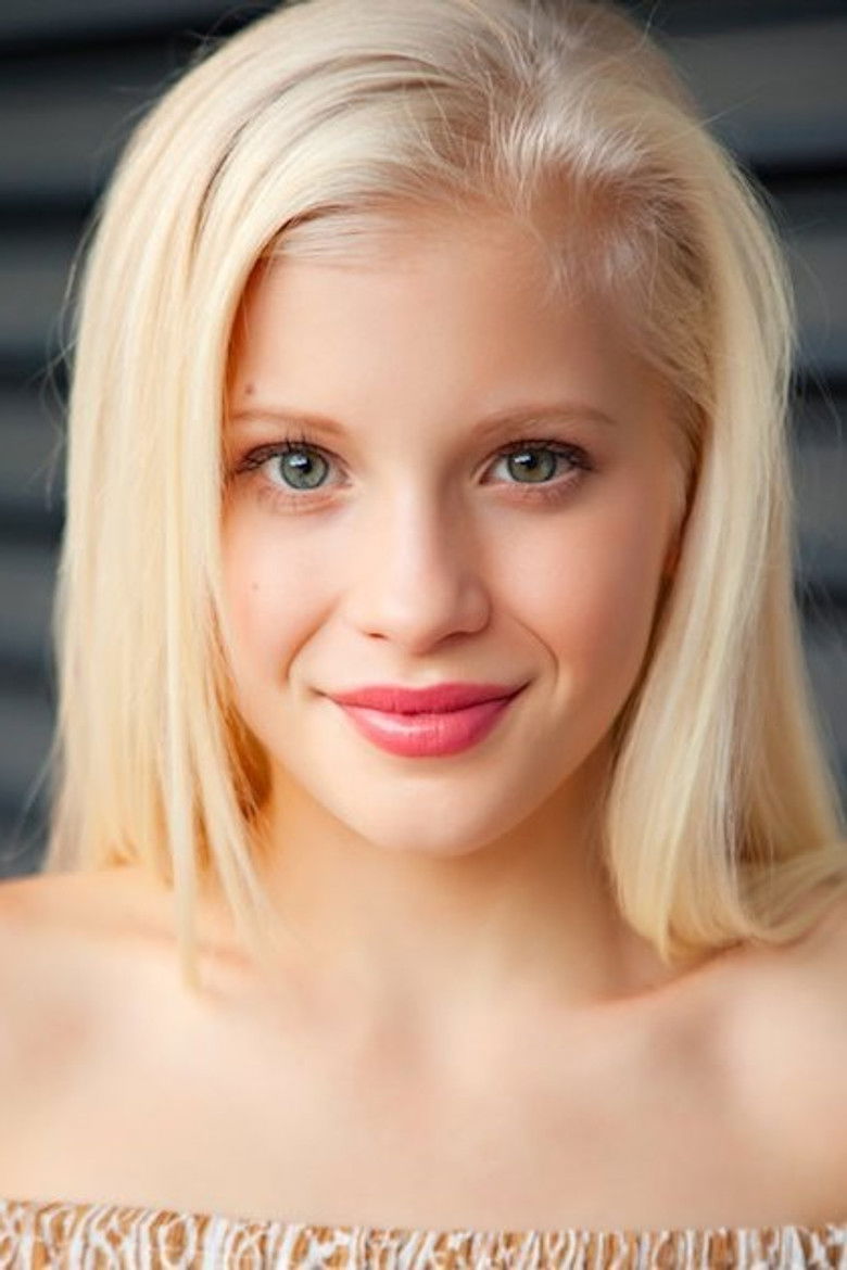 Meg Woods portrait image