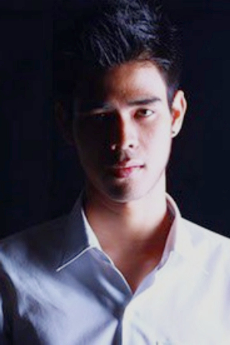 Natthakorn Julrasorn portrait image