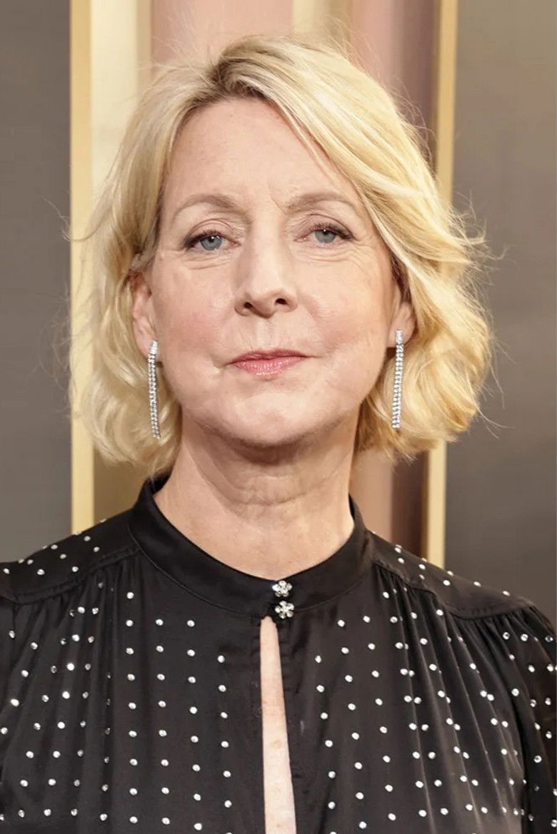 Suzanne Mackie portrait image