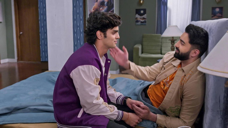 Akshay Sees Through Angad