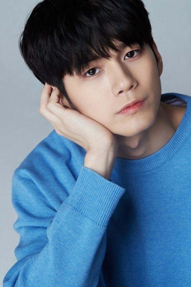 Ong Seong-wu photo 6