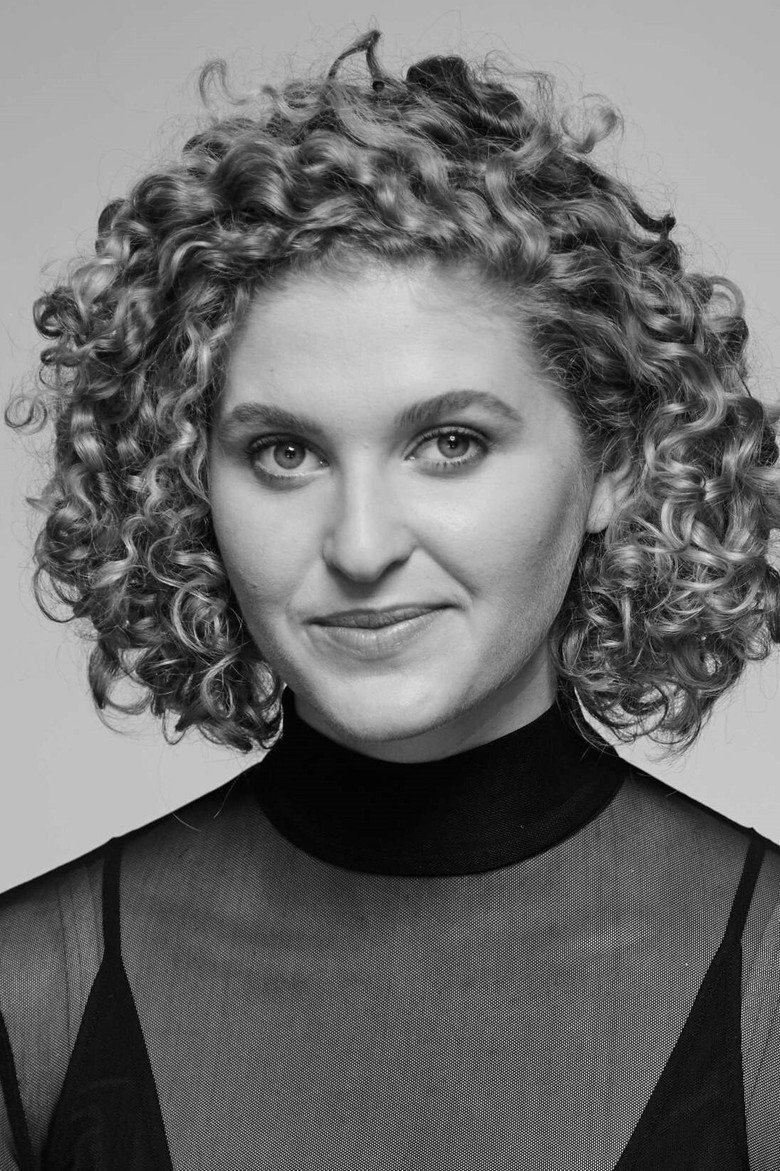 Madeleine Withington photo 4