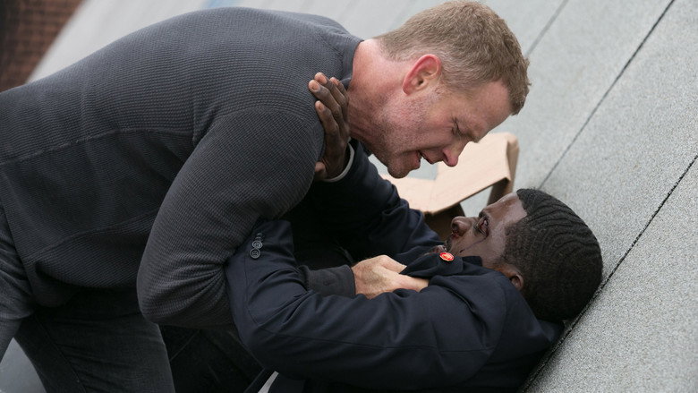 Still from Crisis - ซีซัน 1 ตอน 6