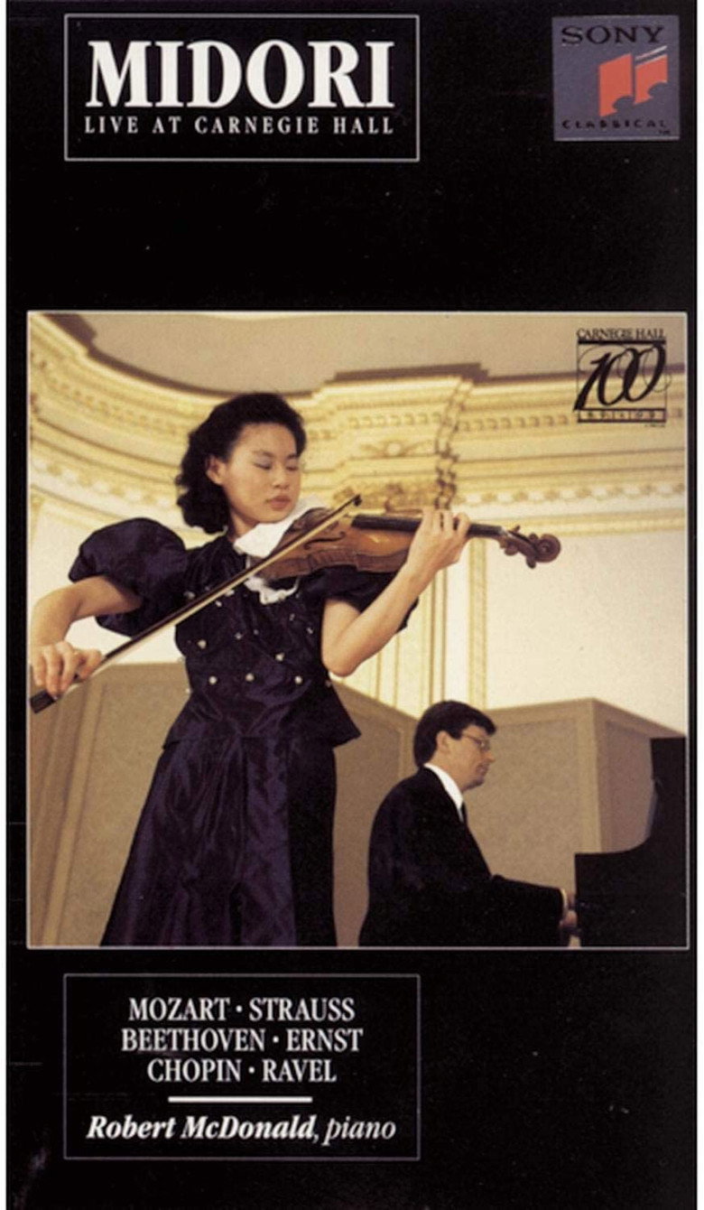 Midori Live at Carnegie Hall background