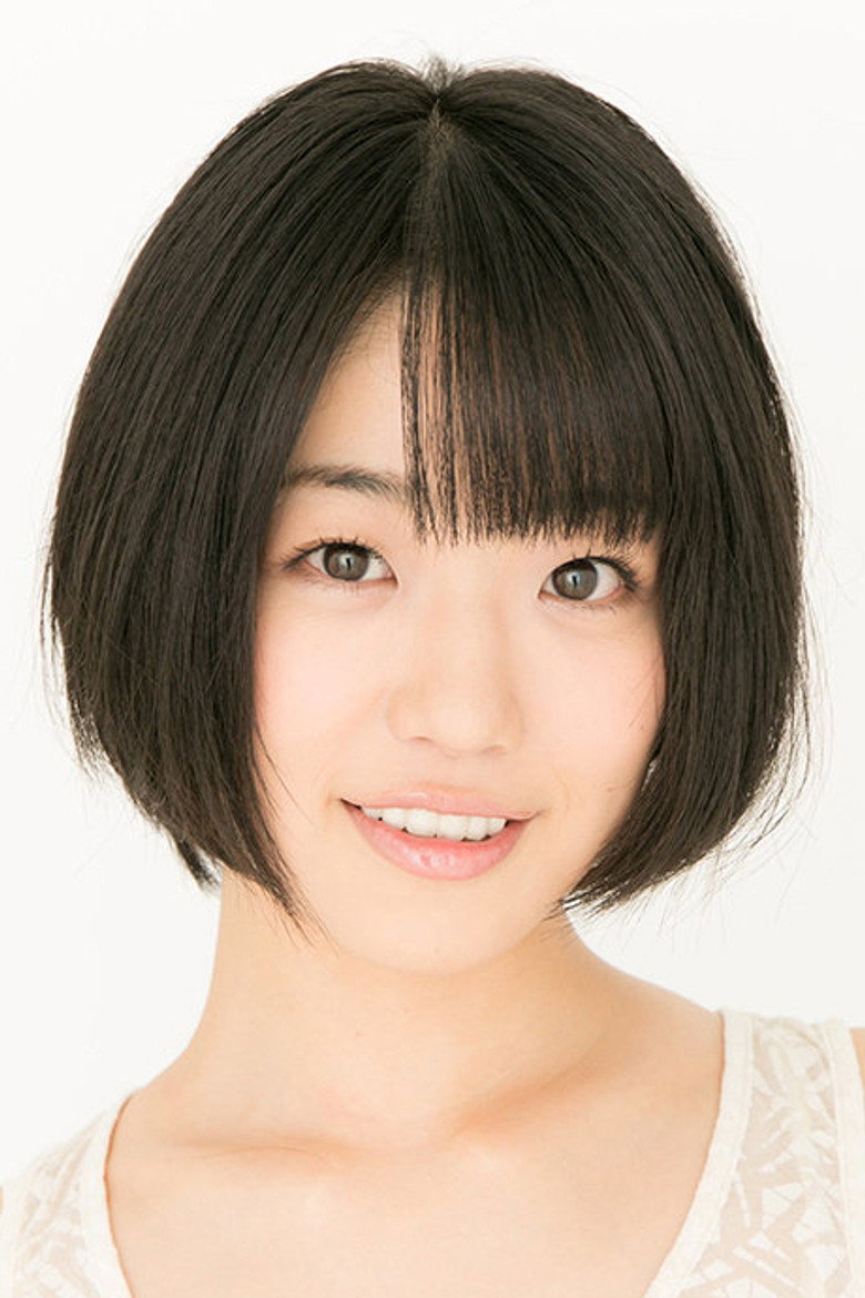 Maho Tomita photo 5