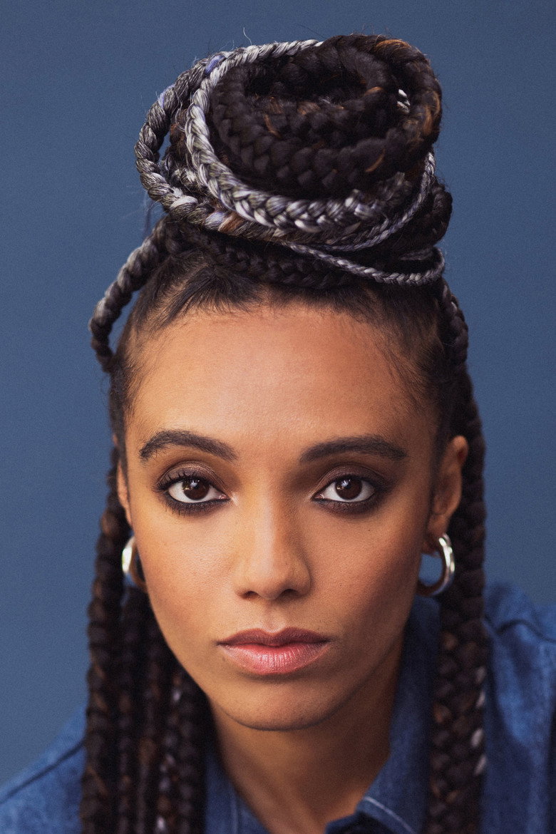 Maisie Richardson-Sellers photo 10