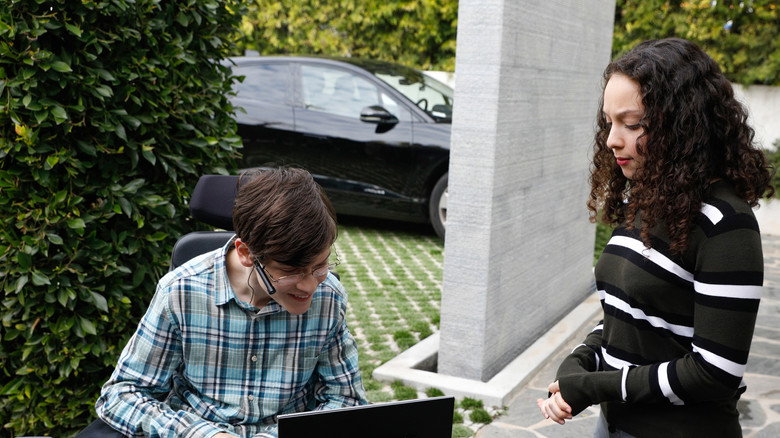 Still from Speechless - Season 3 Episode 21