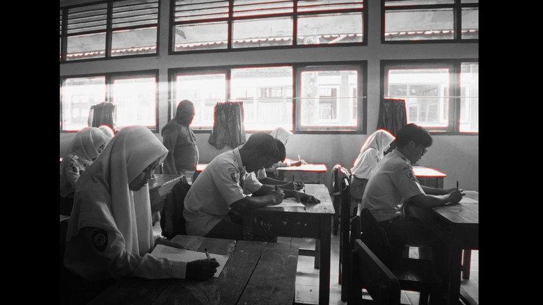 Image d'arrière-plan 7 du film Tut Wuri Handayani