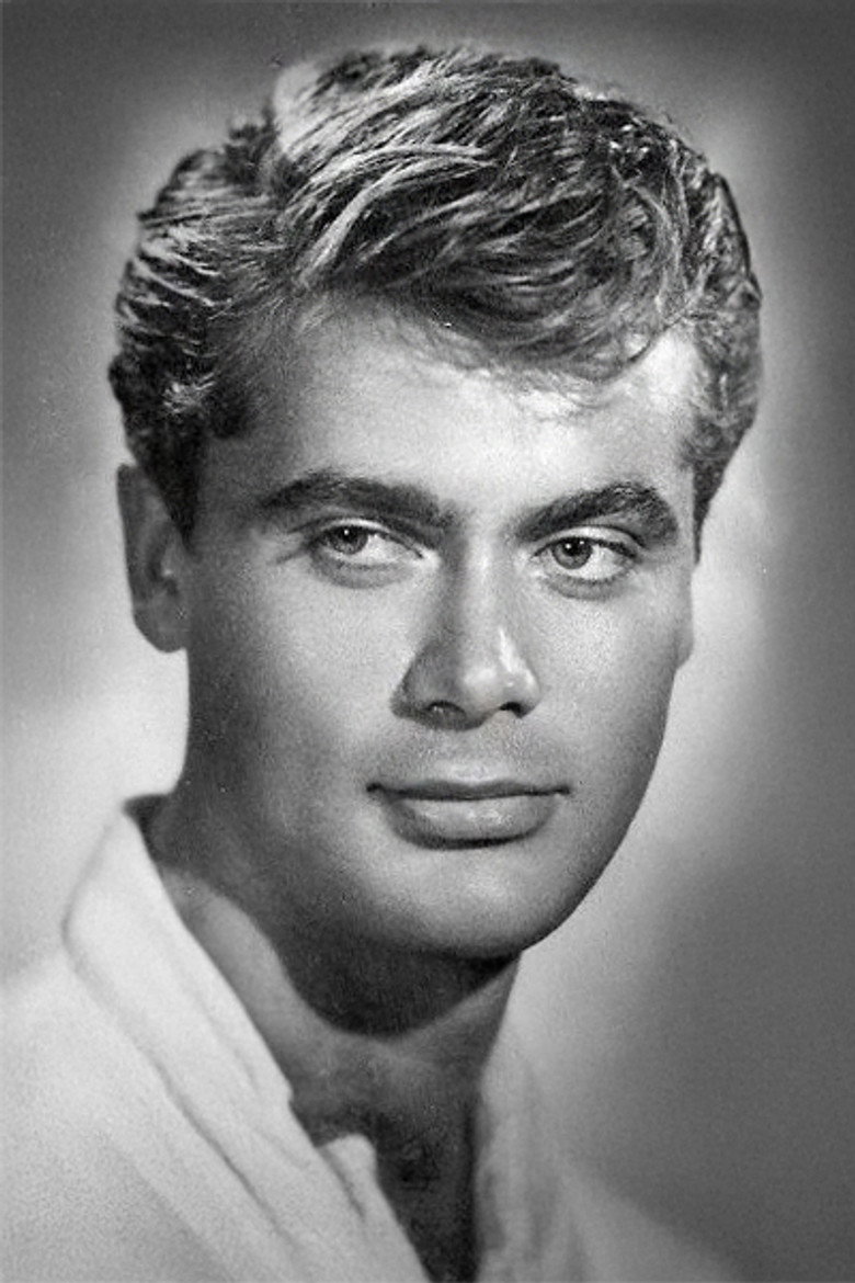 Tamer Yiğit photo