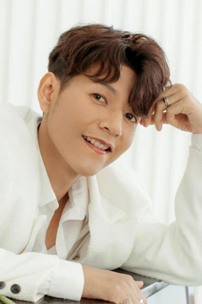 Boy Sompob portrait image