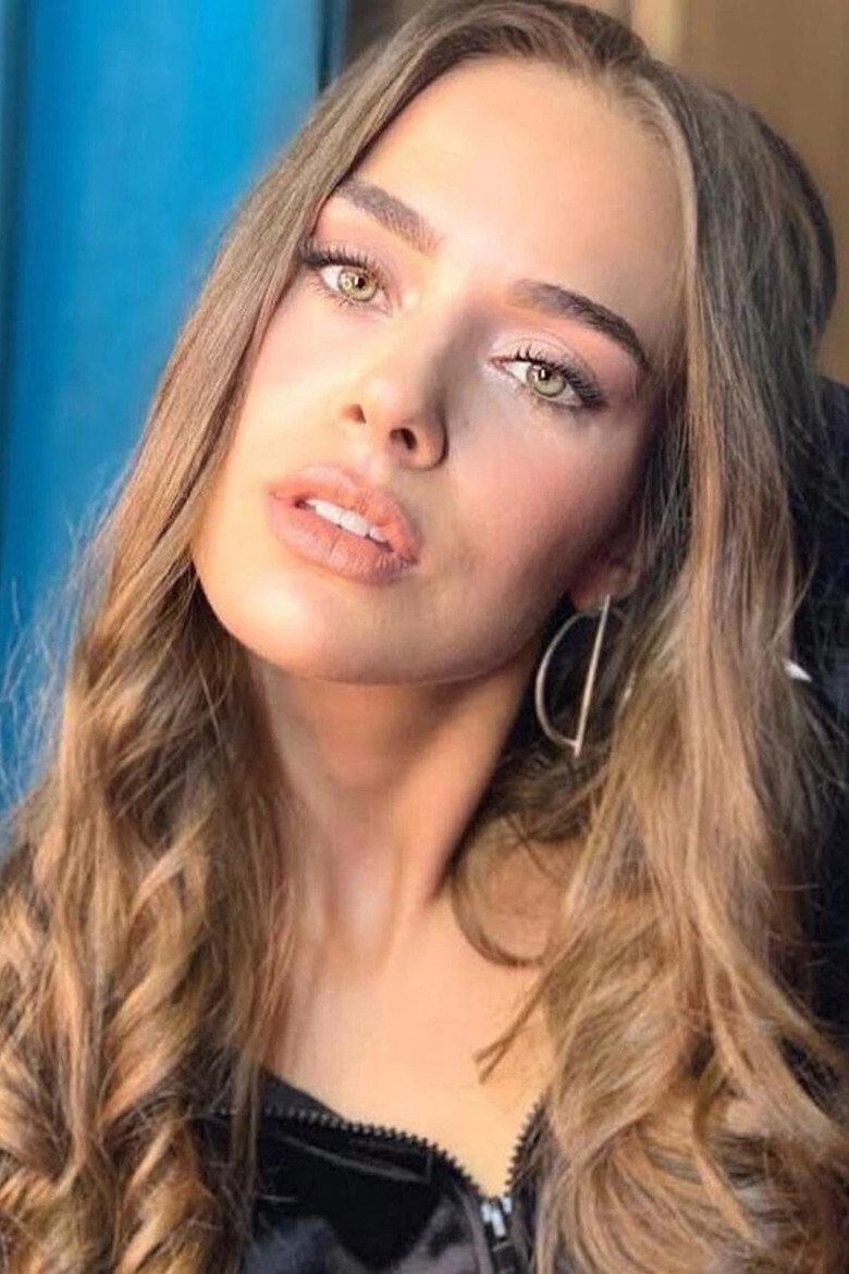 Bensu Soral photo 12