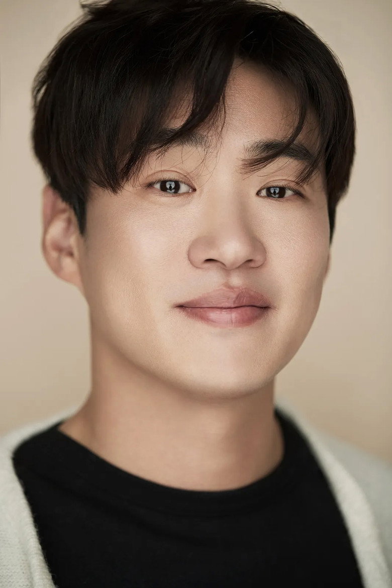 Ahn Jae-hong photo 3