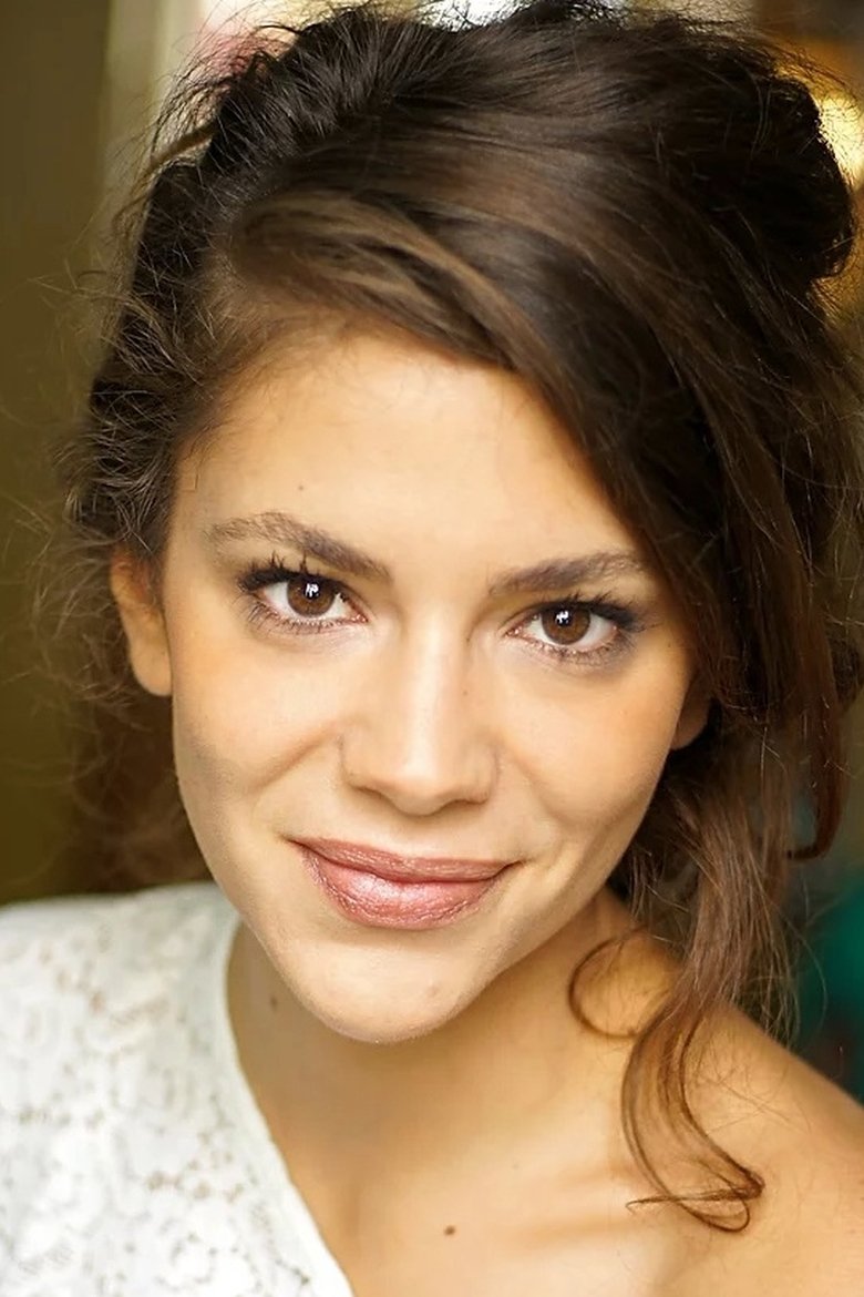 Caroline Nolot portrait image