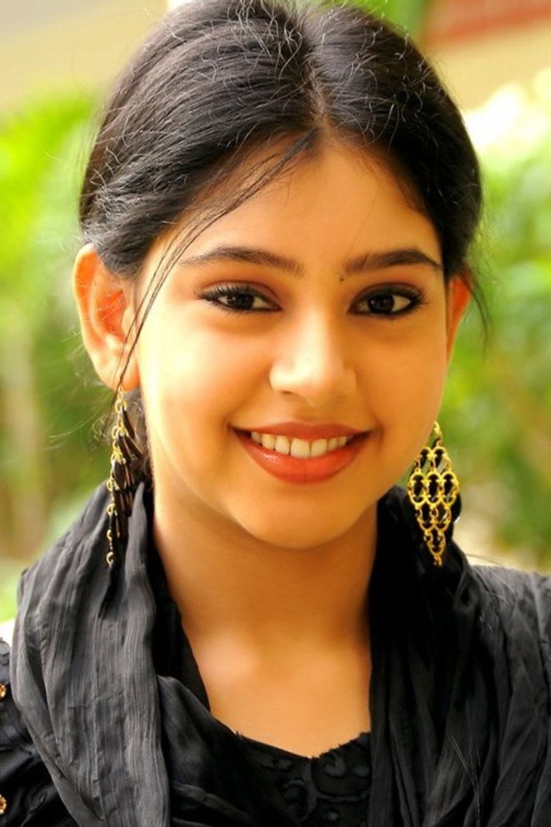 Niti Taylor photo 2