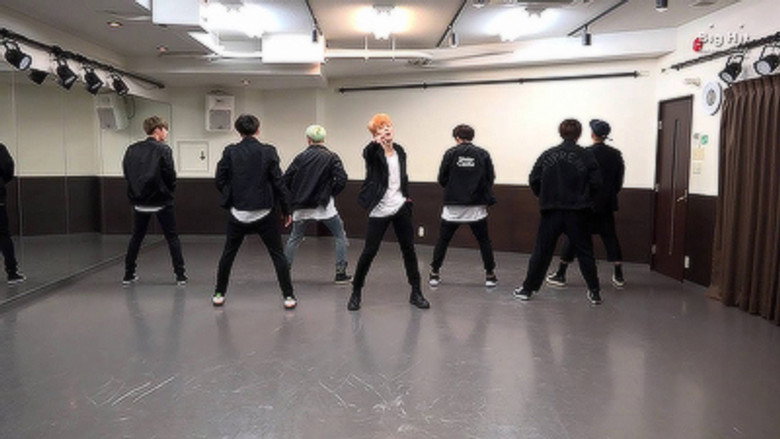[CHOREOGRAPHY] BTS (방탄소년단) 'RUN' Dance practice still