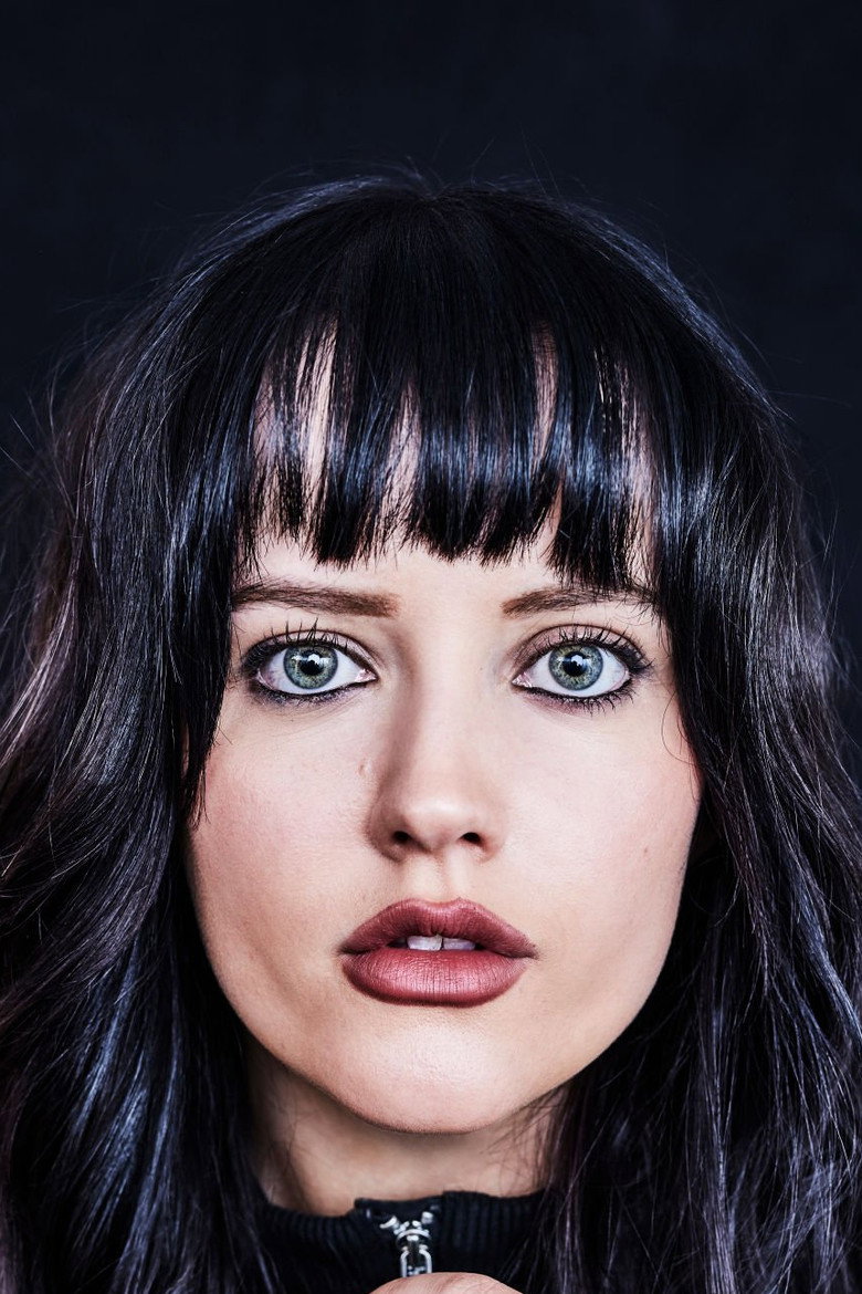 Markella Kavenagh photo