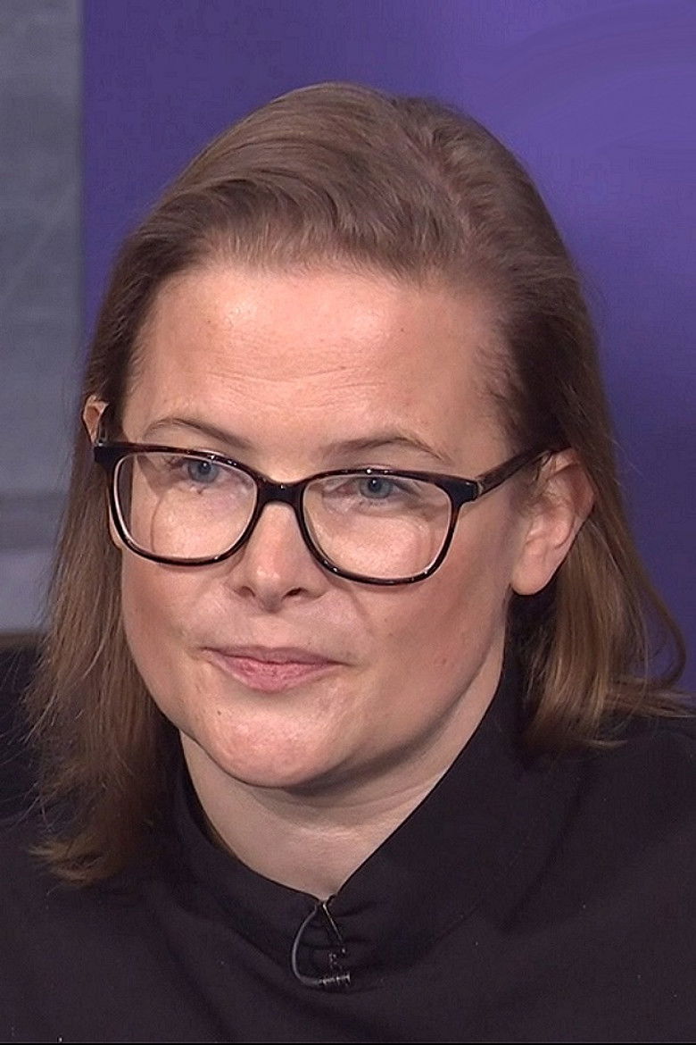 Madelaine Hunter-Taylor portrait image