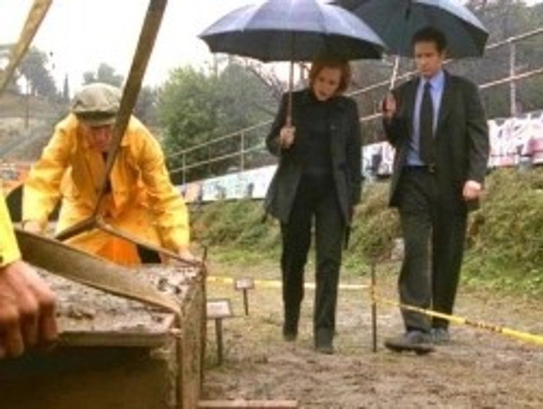 The X-Files S07E14 — Theef episode still