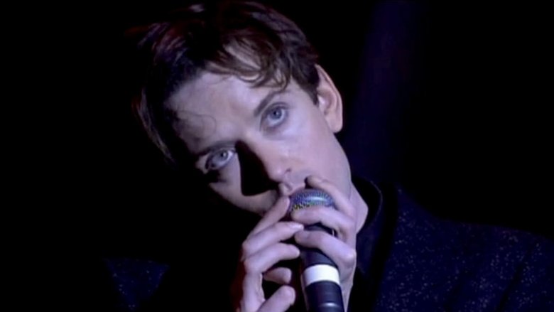 Pulp - F.E.E.L.I.N.G.C.A.L.L.E.D.L.I.V.E. main backdrop
