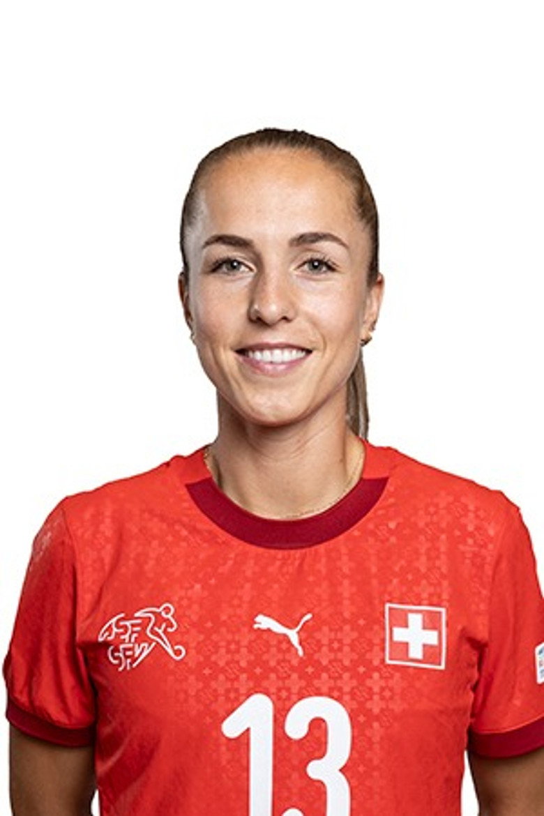 Lia Wälti photo