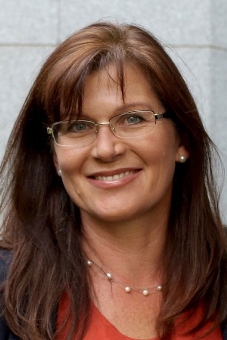 Kate Lundy portrait image