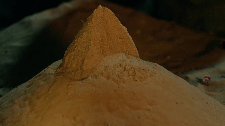 Still from Candle in the Tomb - Season 1 Episode 11